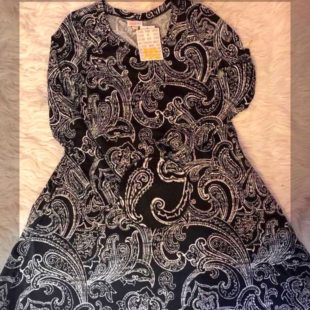 LuLaroe Emily